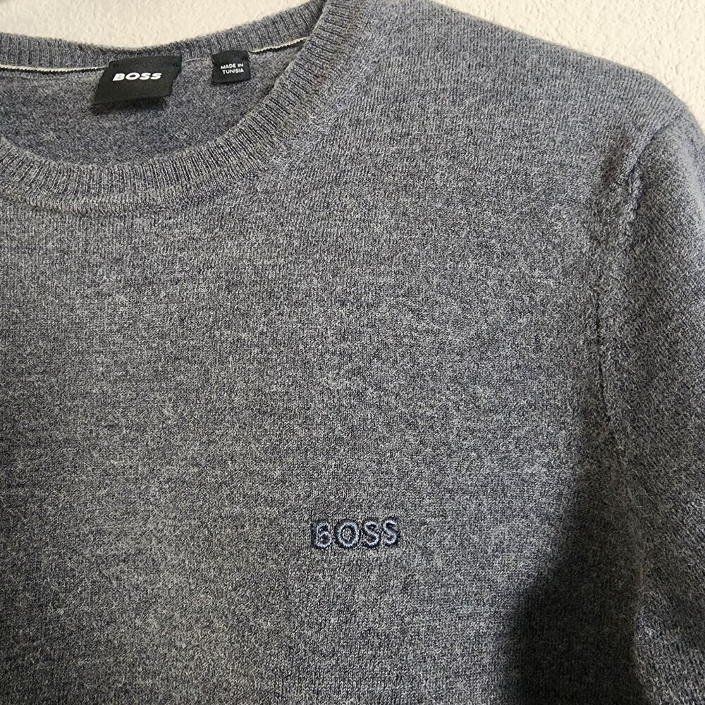 Boss Sweater Womens Large Gray 100% Virgin Wool Crewneck Pullover Knit Logo - Picture 2 of 10